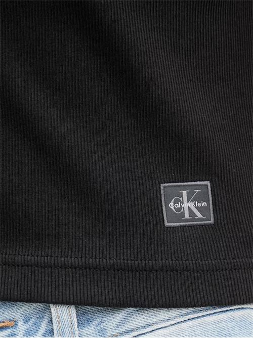 T-shirt con scollo a V in cotone Calvin Klein Jeans | LV047C910GUB1